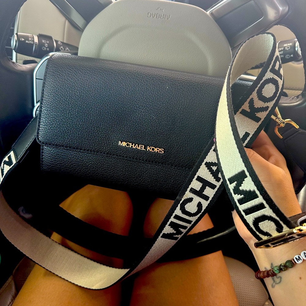 Authentic Michael Kors Crossbody - Never Used